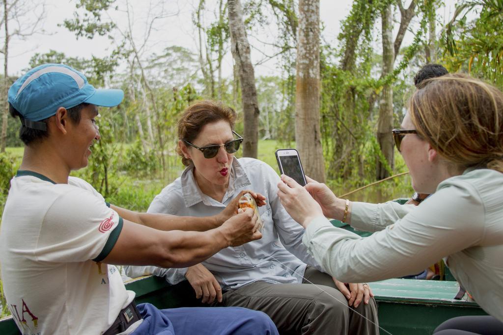 Francisco de Orellana Heliconia Amazon River Lodge מראה חיצוני תמונה
