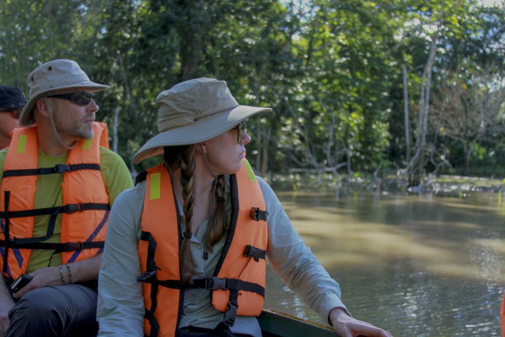 Francisco de Orellana Heliconia Amazon River Lodge מראה חיצוני תמונה