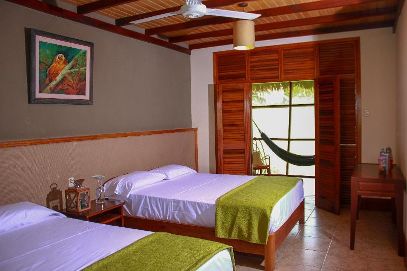 Francisco de Orellana Heliconia Amazon River Lodge מראה חיצוני תמונה